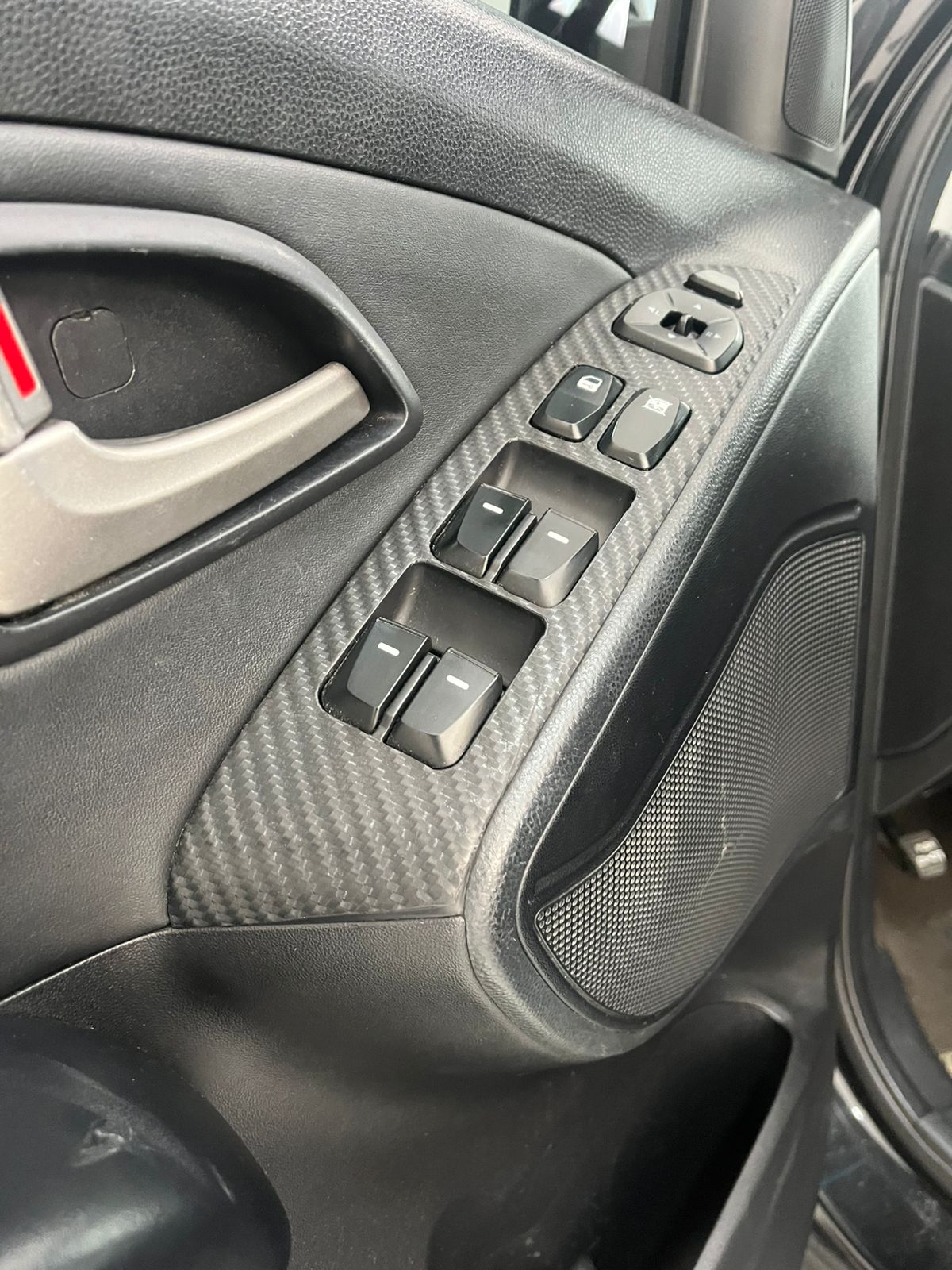 WhatsApp Image 2025-10-08 at 09.14.50 (1)