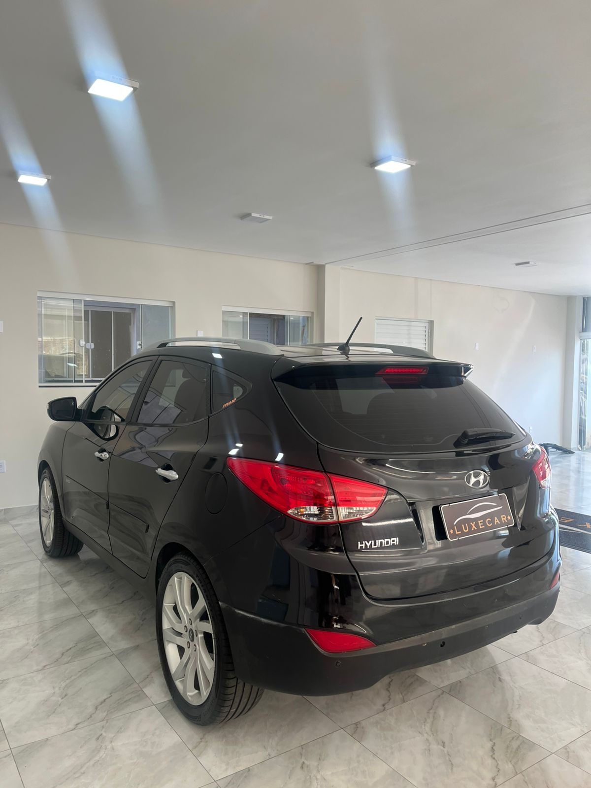 WhatsApp Image 2025-10-08 at 09.14.50 (2)