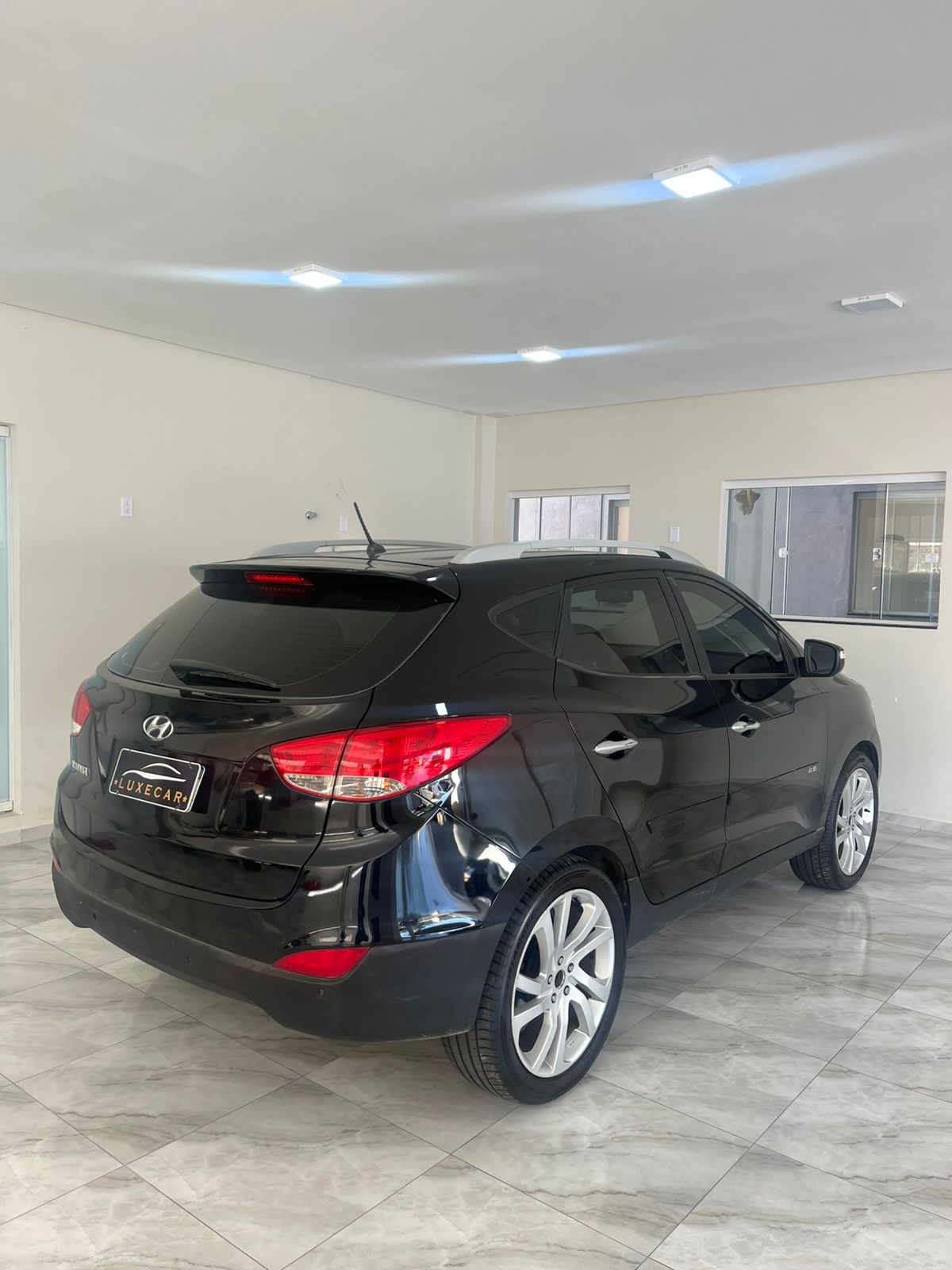 WhatsApp Image 2025-10-08 at 09.14.50